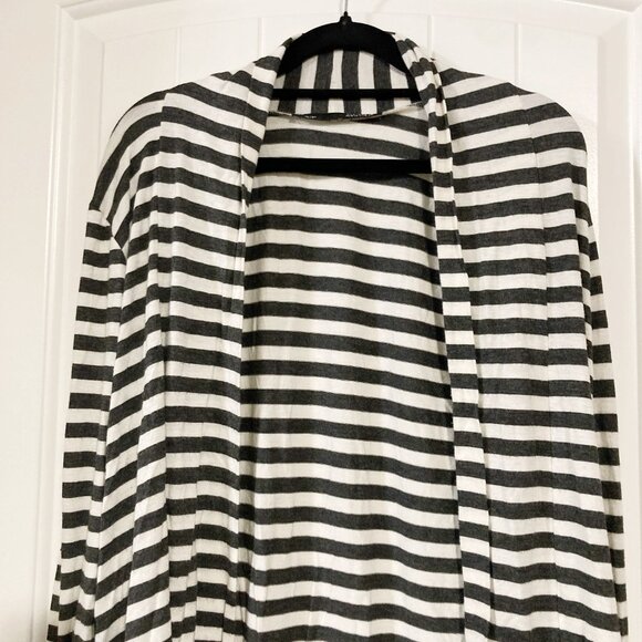 REBEL SUGAR Grey creamy white horizontal striped open front cardigan ~ SMALL MED - Picture 3 of 14